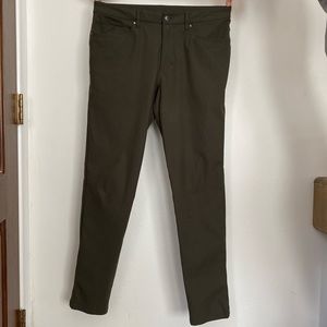 Lululemon ABC Pants - Slim, Waist: 32 Length: 30